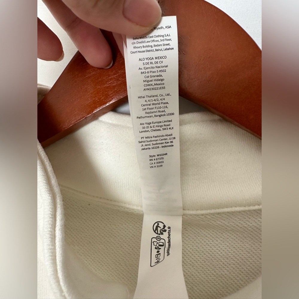 Alo Yoga Ivory Half Zip Pullover Sweatshirt NWT - Picture 5 of 7